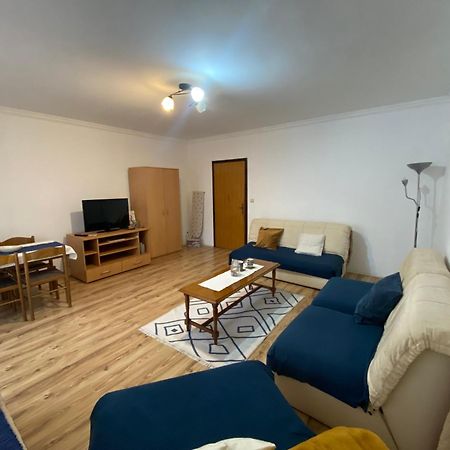 Apartmani Dora Leskovac 莱斯科瓦茨 外观 照片