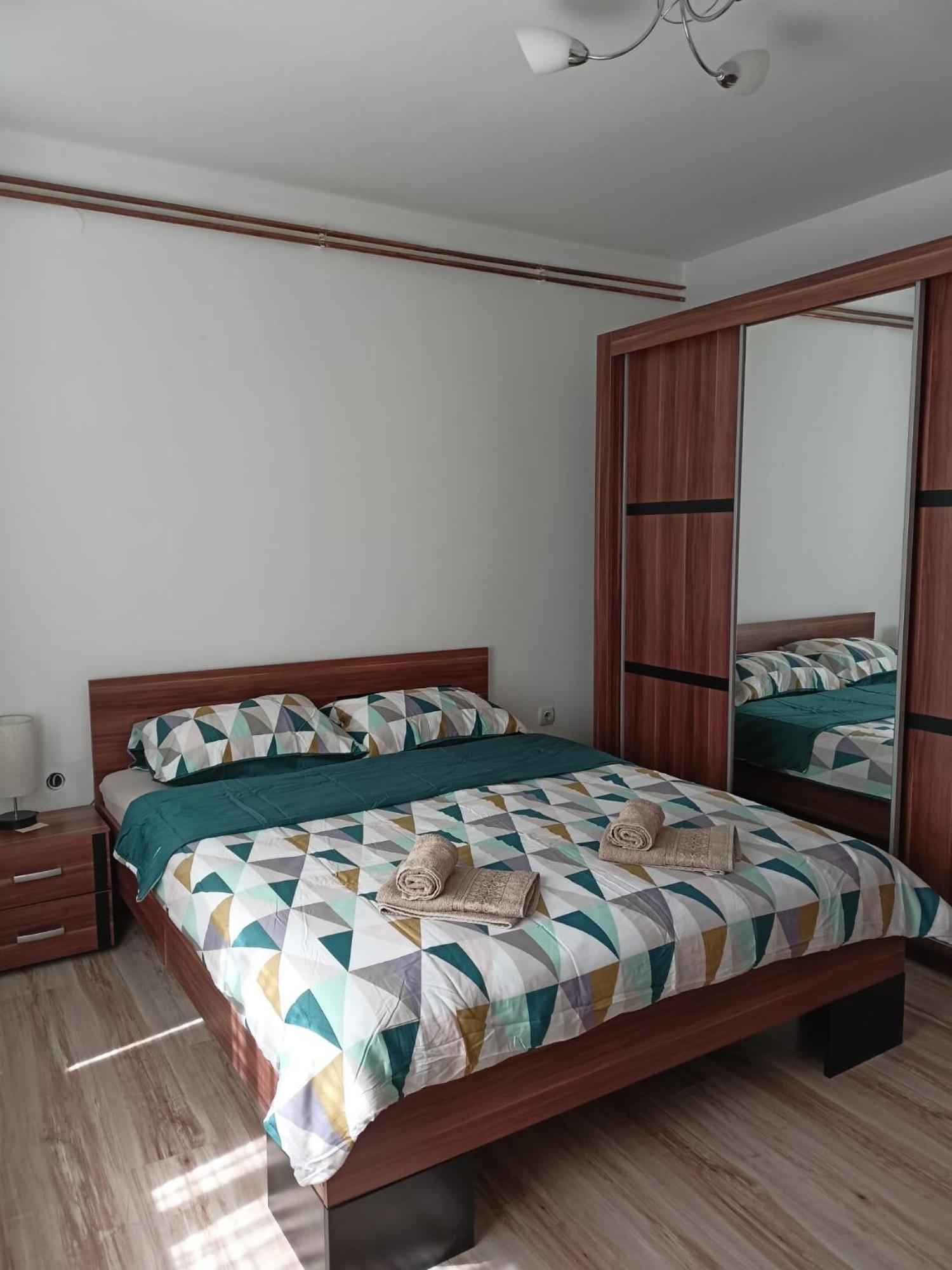 Apartmani Dora Leskovac 莱斯科瓦茨 外观 照片