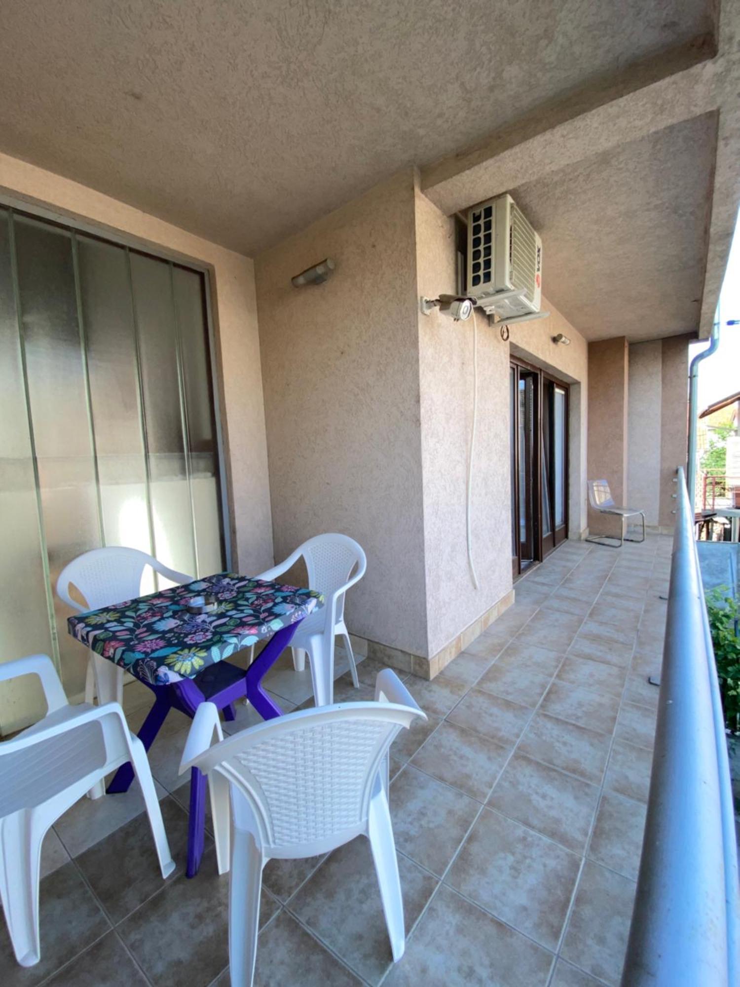 Apartmani Dora Leskovac 莱斯科瓦茨 外观 照片