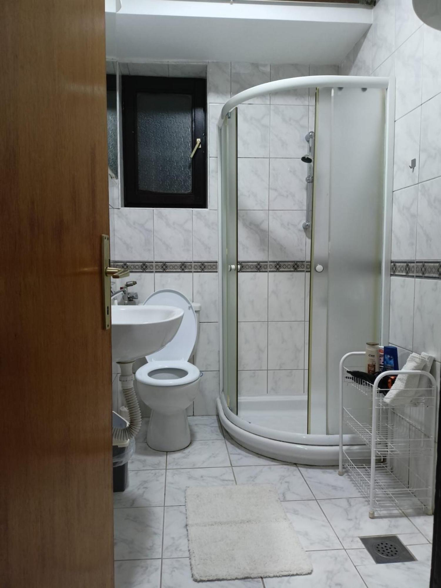 Apartmani Dora Leskovac 莱斯科瓦茨 外观 照片